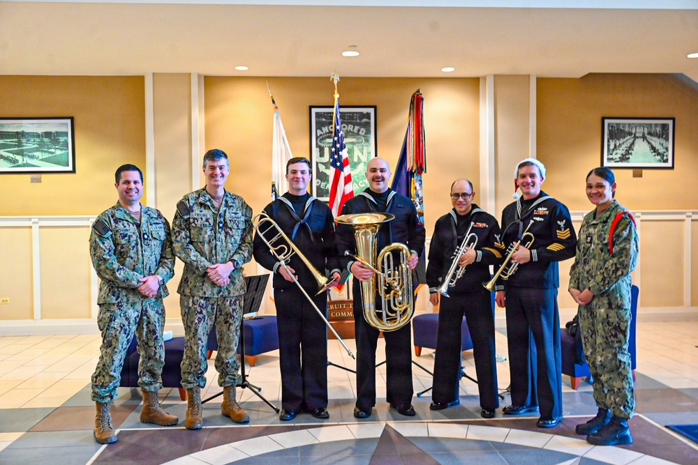 Navy Band Great Lake Sailors Carol at Recruit Training Command