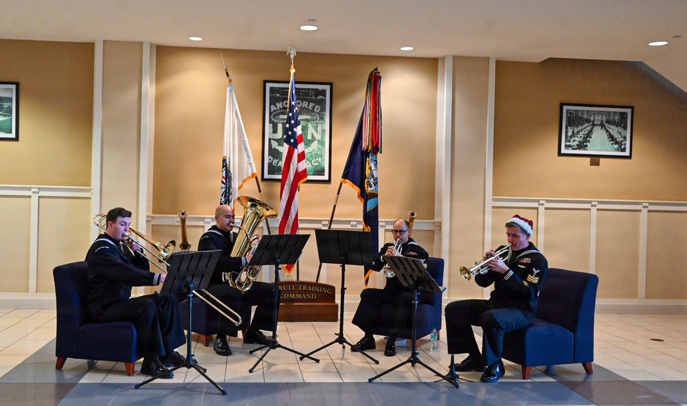 Navy Band Great Lakes Sailors Carol at Recruit Training Command