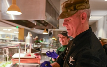 Base Leaders Serve Christmas Meals at Holloman Air Force Base Dining Facility