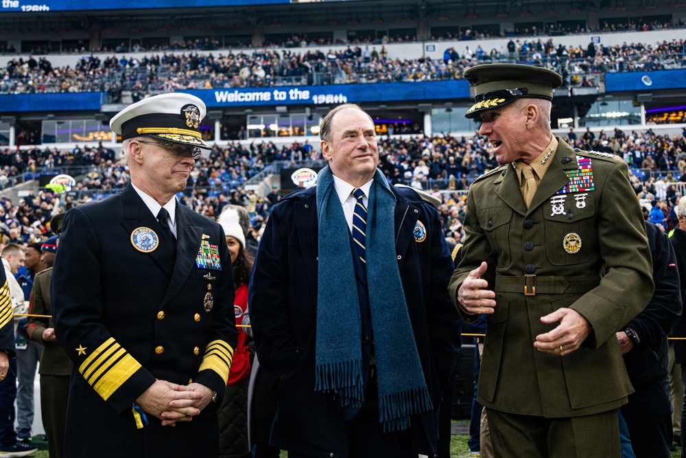 The Commandant, Gen. Eric M. Smith attends the 2025 Army Navy Football Game