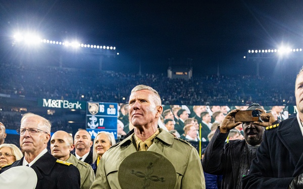 The Commandant, Gen. Eric M. Smith attends the 2025 Army Navy Football Game