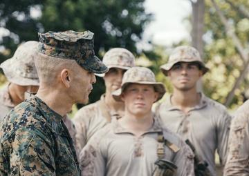 II MEF CG Visits 22nd MEU(SOC) in Puerto Rico