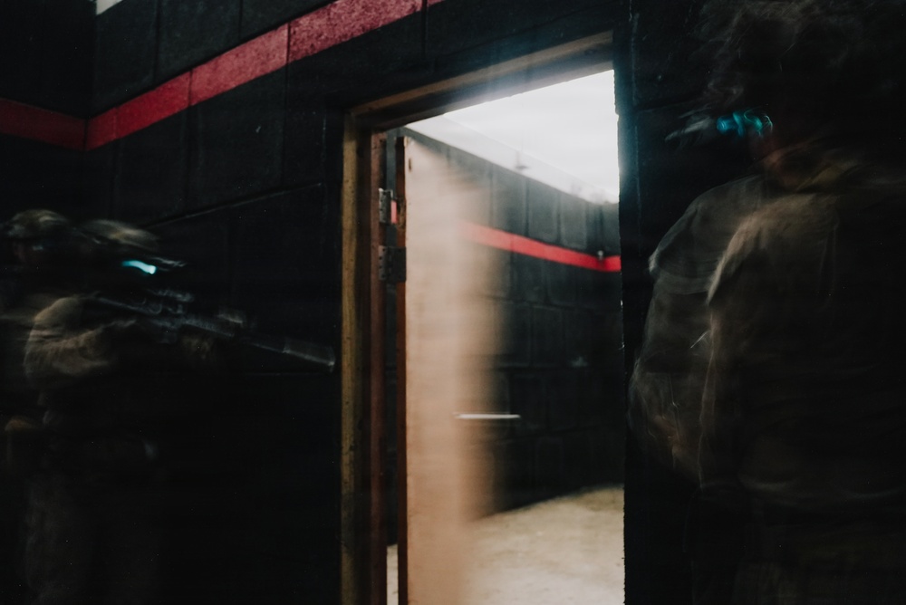 22nd MEU(SOC) | Kilo Co. CQB Live-Fire