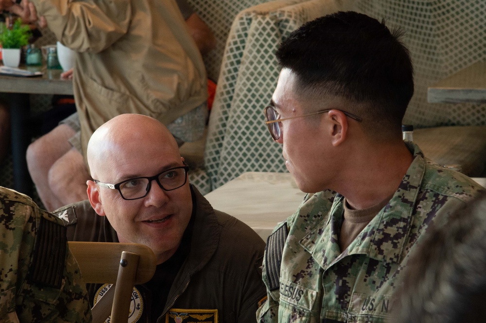 USS Carl Vinson (CVN 70) Daily Operations