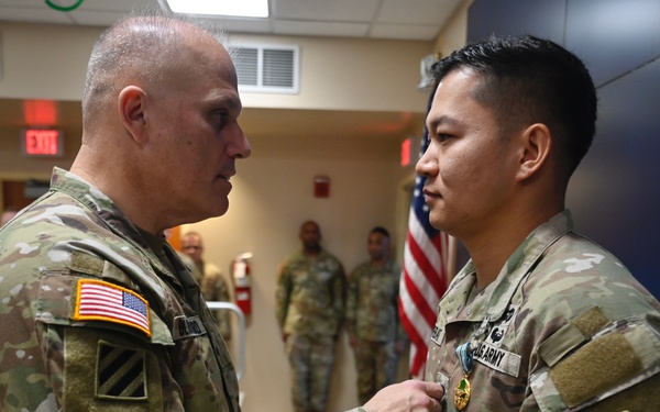D.C. National Guard Commanding General Awards the Joint Service Achievement Medal and Joint Service Commendation Medal