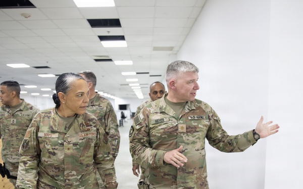 New Jersey Adjutant General Visits the 42nd Regional Support Group