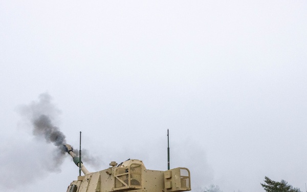Soldiers fire M109A7 Paladin during Table 12 qualifications in Latvia