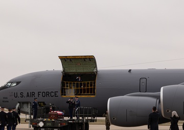 Iowa leaders observe honorable transfer of Iowa National Guardsmen