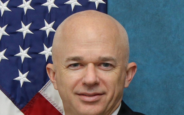 Mr. KENNETH STRAYER Special Assistant to the CPE CPE IEW&amp;S