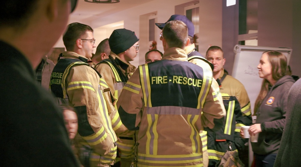 Lights, Sirens, Santa: Baumholder Ignites the Holiday Spirit