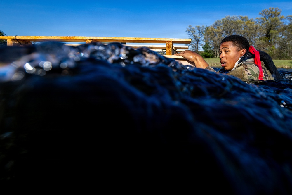 USARC Best Squad Competition Water Casulaty Evacuation