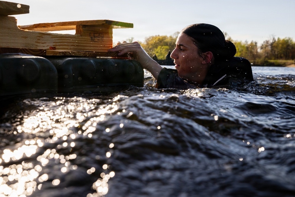 USARC Best Squad Competition Water Casulaty Evacuation