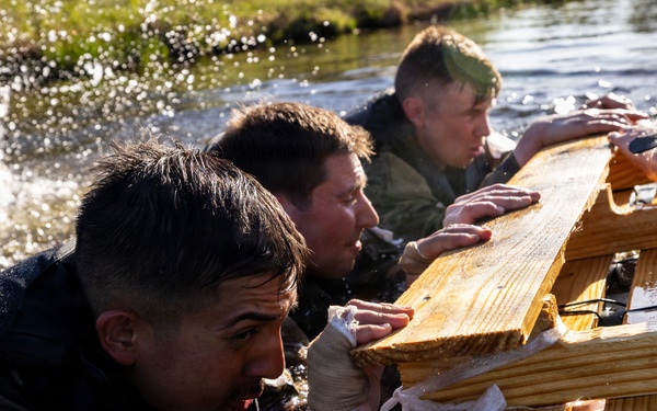 USARC Best Squad Competition Water Casulaty Evacuation