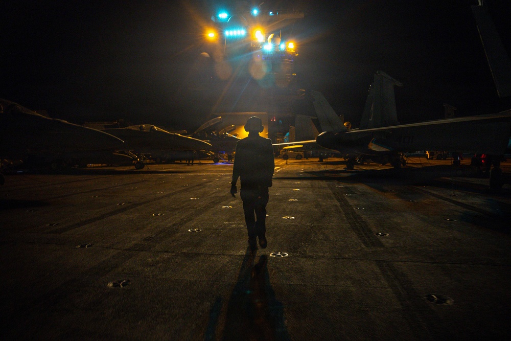 USS Gerald R. Ford (CVN 78) Flight Deck Operations