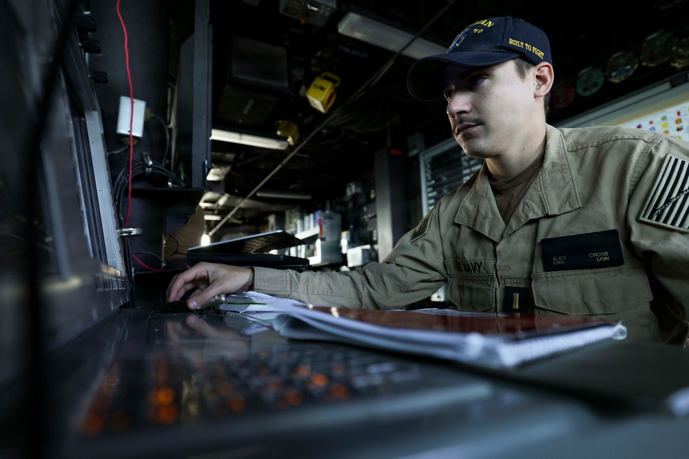USS Mahan (DDG 72) Routine Operations