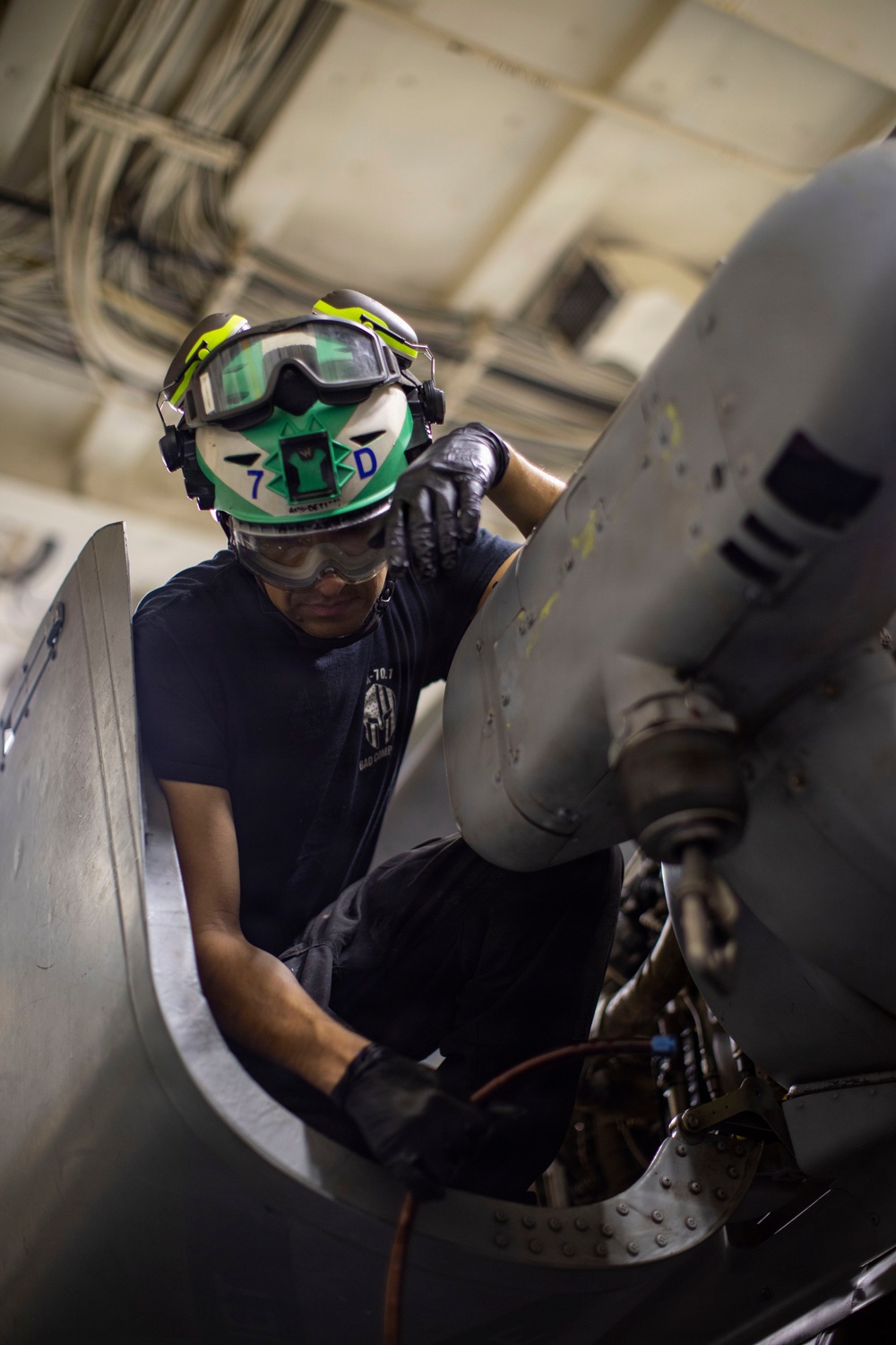 USS Winston S. Churchill (DDG 81) Routine Maintenance