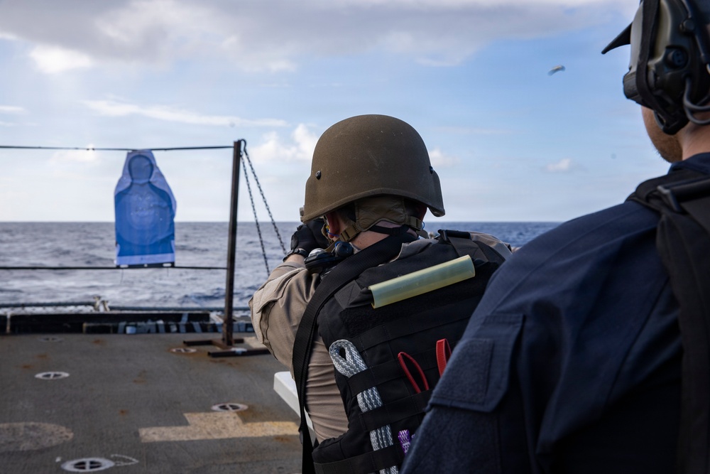 USS Winston S. Churchill (DDG 81) Visit, Board, Search and Seizure Live-Fire Exercise