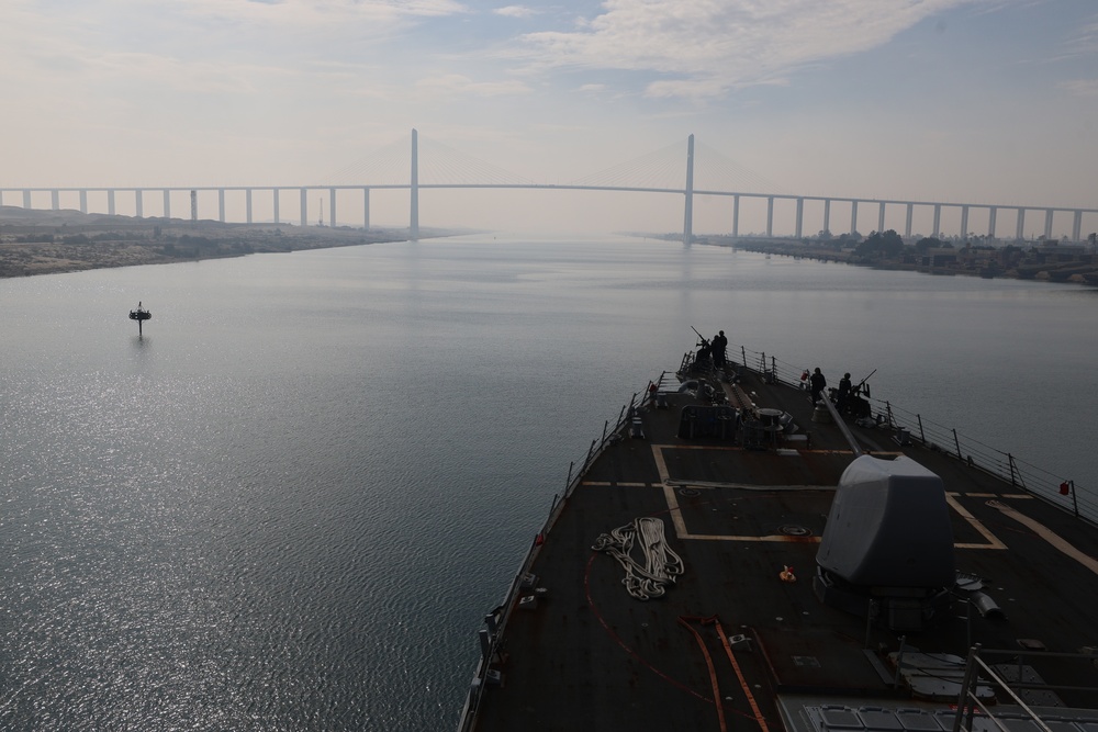 USS McFaul Transits Suez Canal