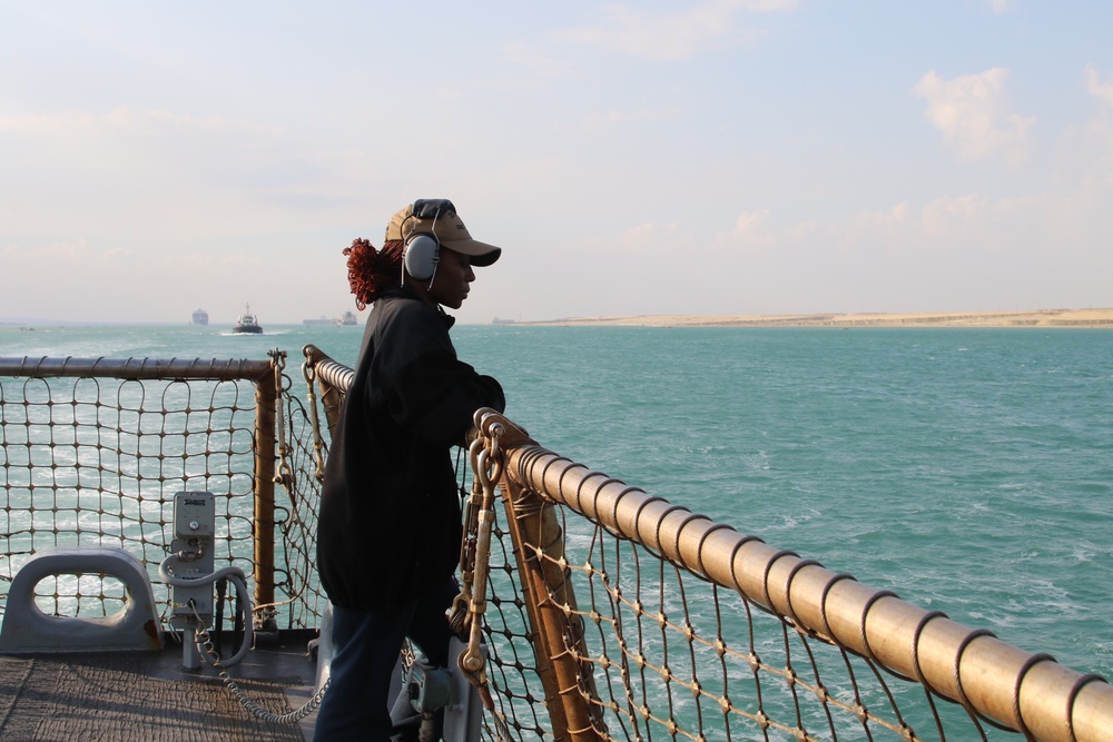 USS McFaul Transits Suez Canal