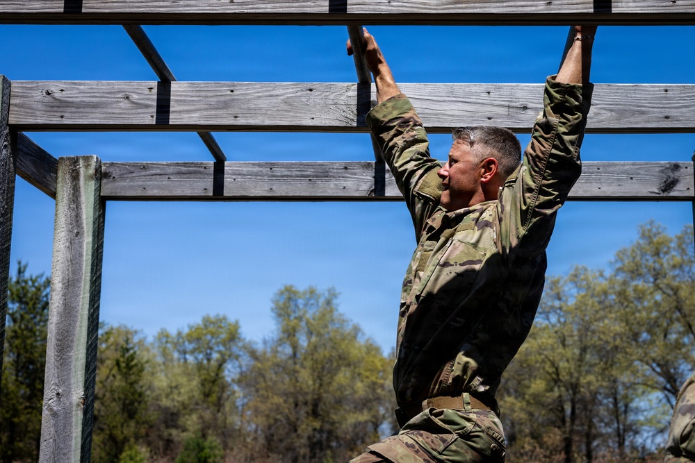 USARC Best Squad Competition Obstacle Course