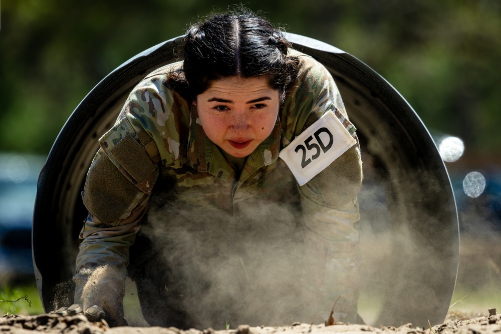 USARC Best Squad Competition Obstacle Course