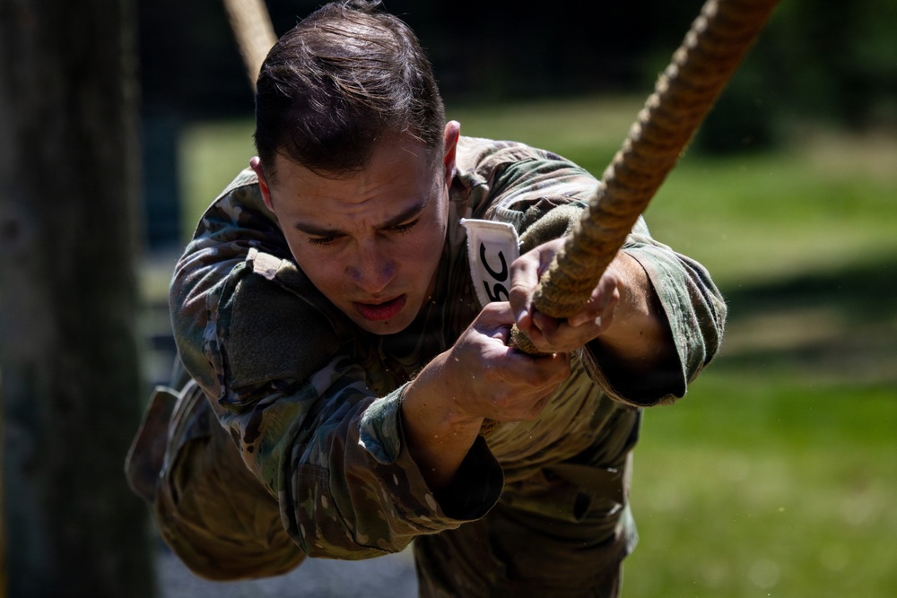 USARC Best Squad Competition Obstacle Course