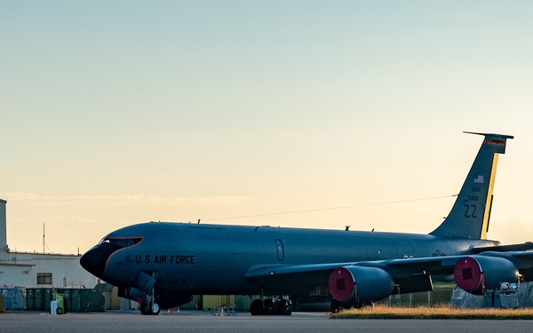 909th ARS: Strength in every connection