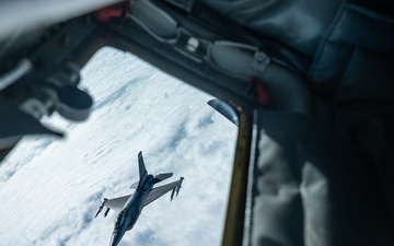 909th ARS: Strength in every connection