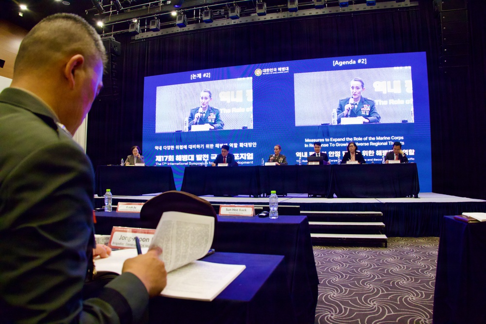 U.S. Marines participate in ROK Marine Corps Symposium