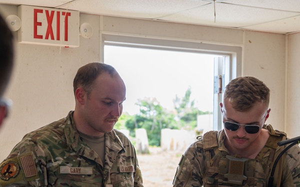 Exercise FISGA RAIN 2025 participants conduct security operations