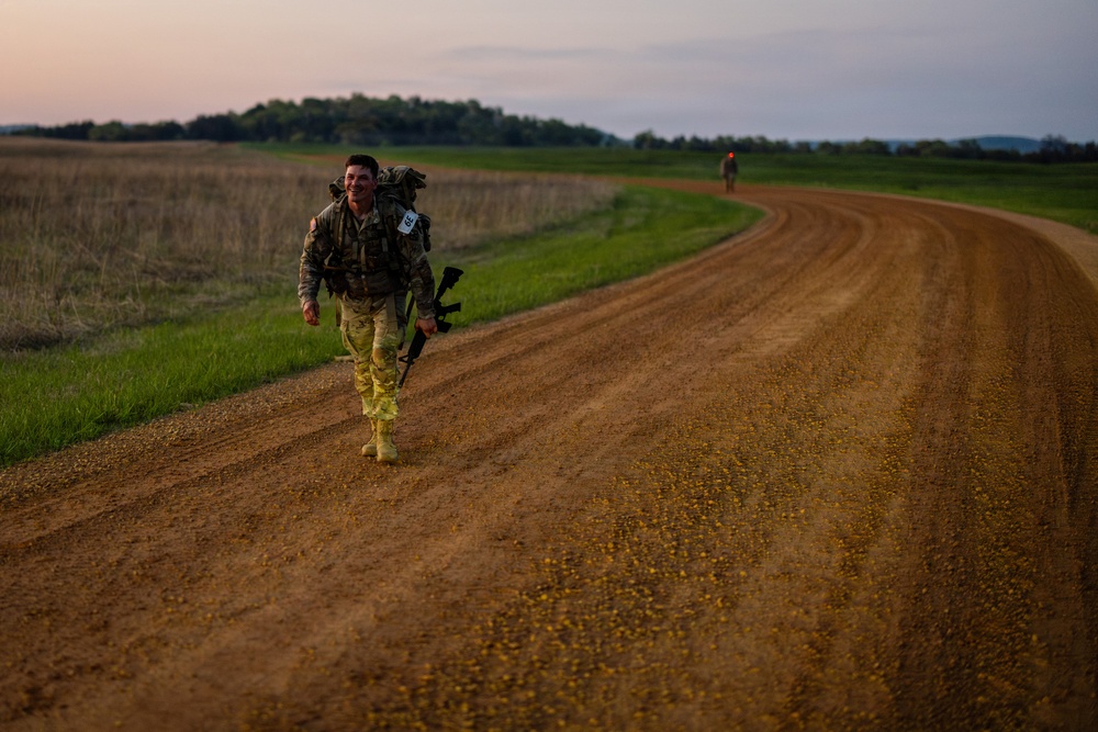 USARC Best Squad Road March
