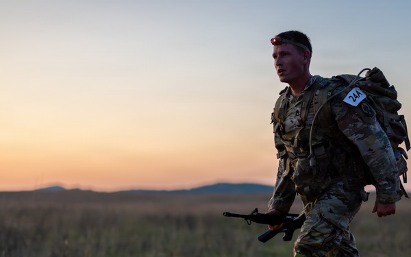 USARC Best Squad Road March