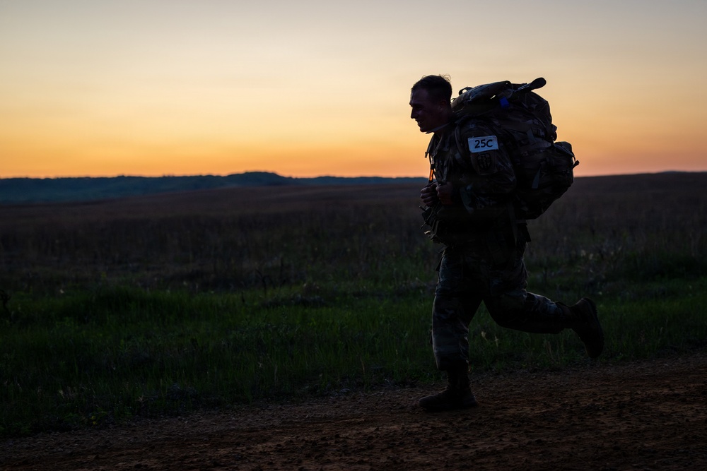 USARC Best Squad Road March