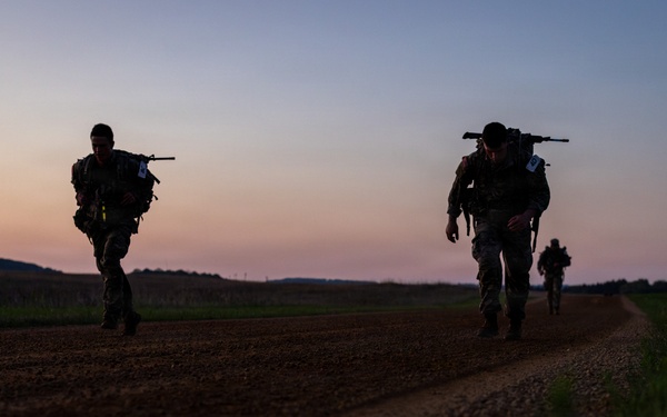 USARC Best Squad Road March