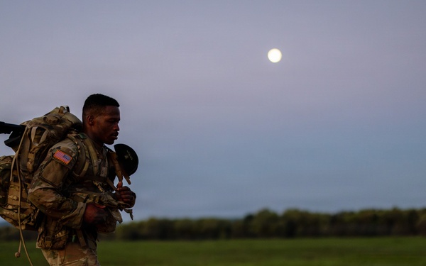 USARC Best Squad Road March