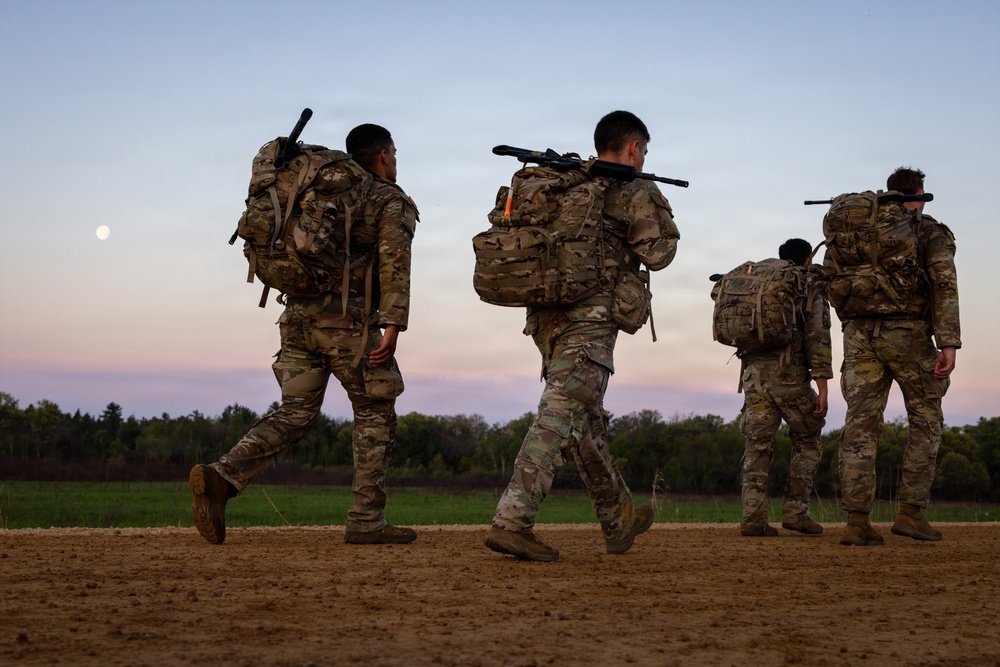 USARC Best Squad Road March