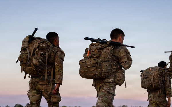 USARC Best Squad Road March