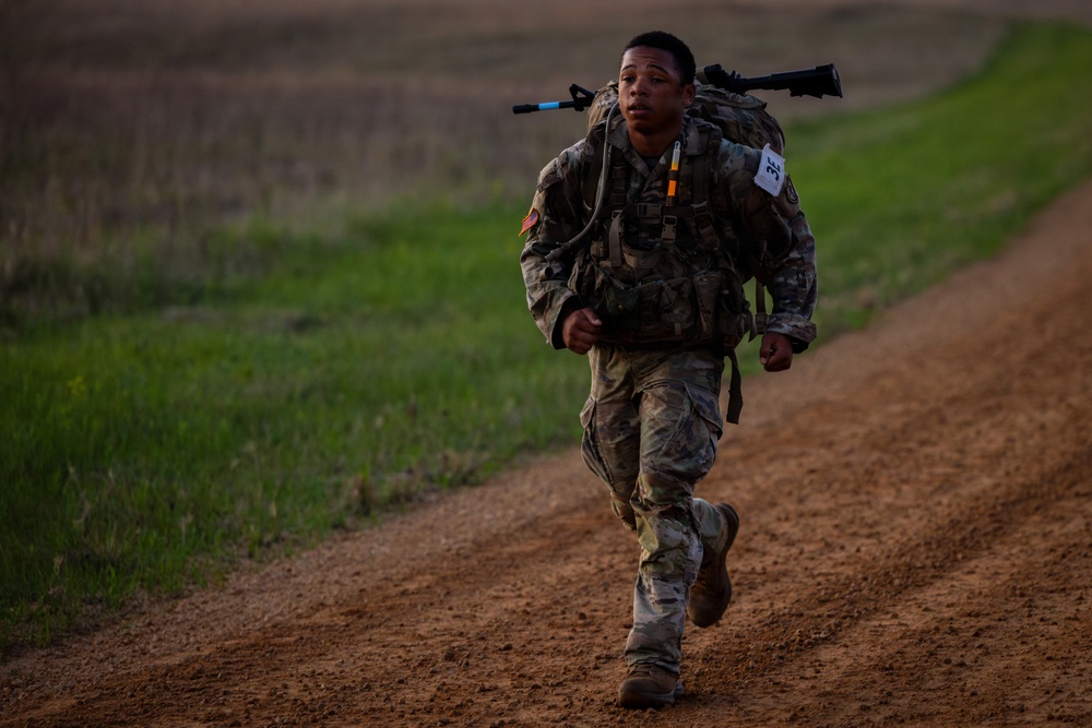 USARC Best Squad Road March