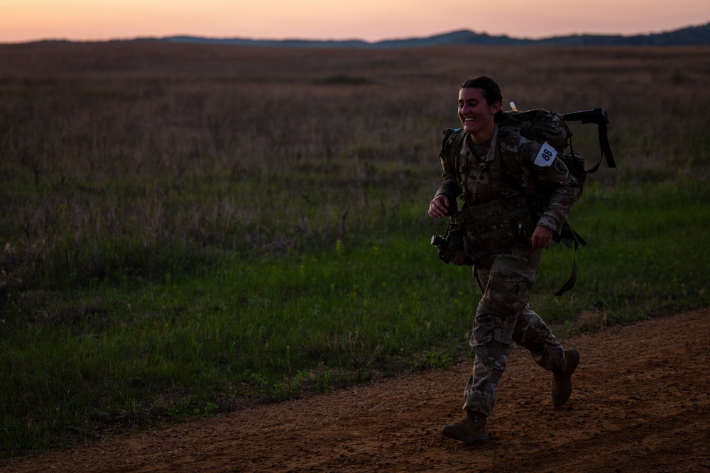 USARC Best Squad Road March