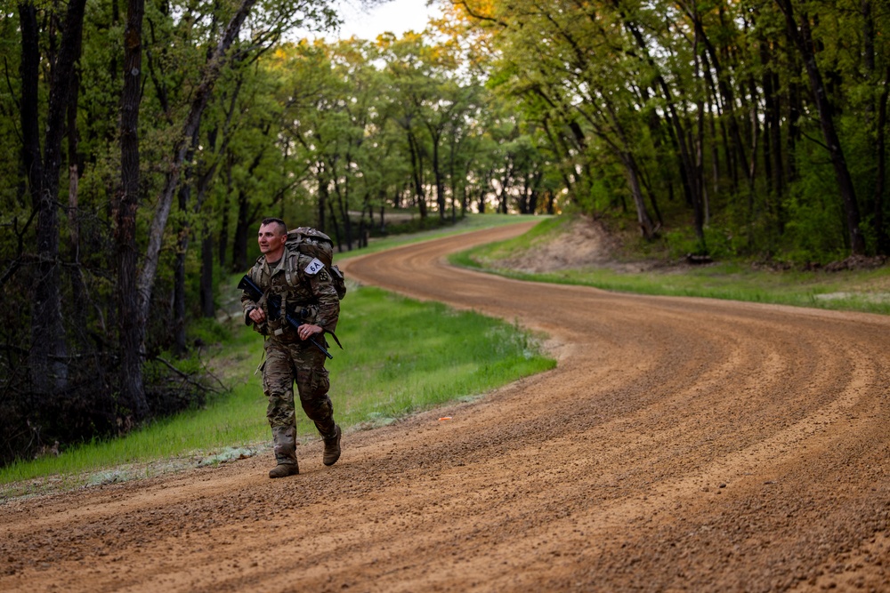USARC Best Squad Road March