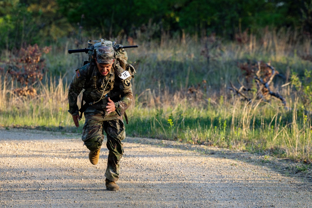 USARC Best Squad Road March