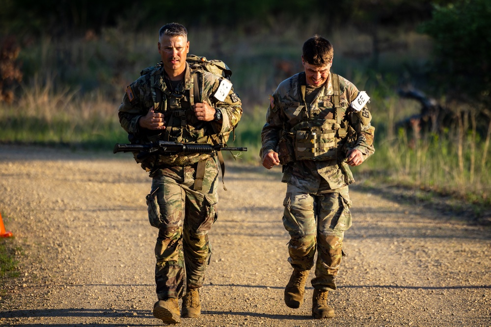 USARC Best Squad Road March