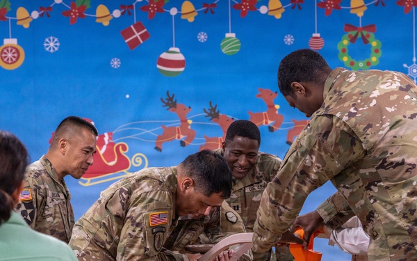 Making Holiday Wishes Come True at Samsungwon in Gumi!