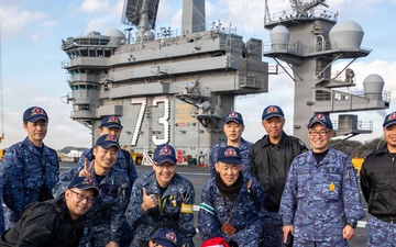 George Washington Exchanges Gifts With JS Izumo