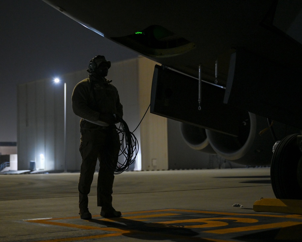 U.S. Unleashes Massive Strike against ISIS in Syria