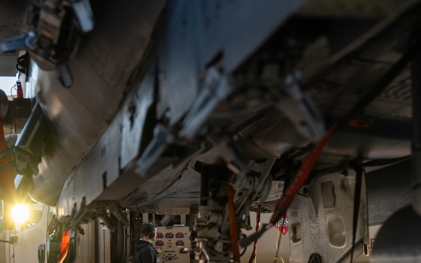 U.S. Unleashes Massive Strike against ISIS in Syria