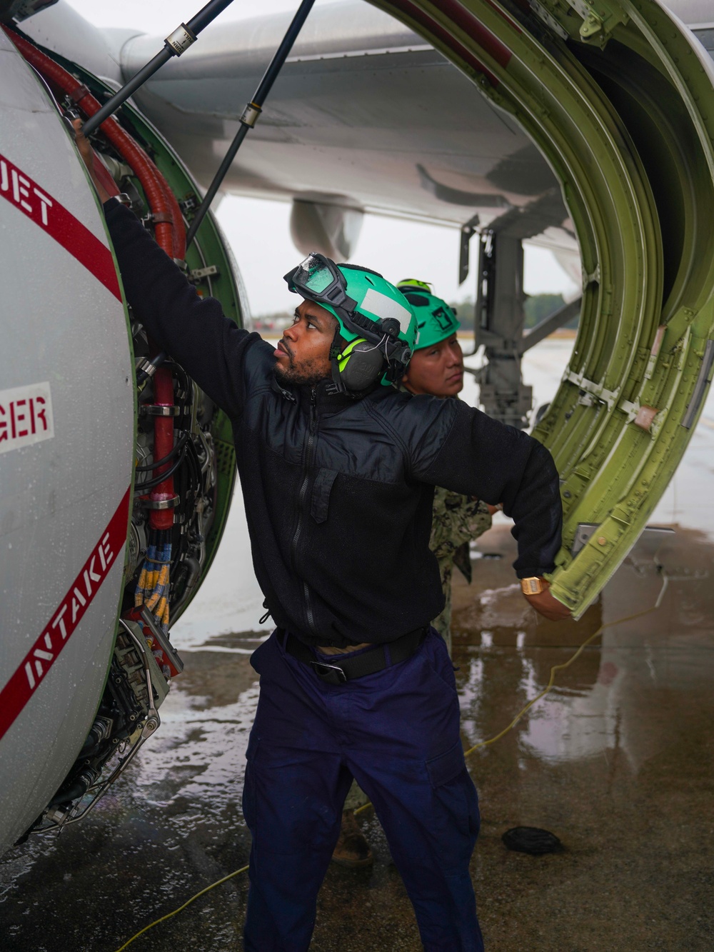 VP-5 OPERATIONS AT NAVAL AIR STATION JACKSONVILLE