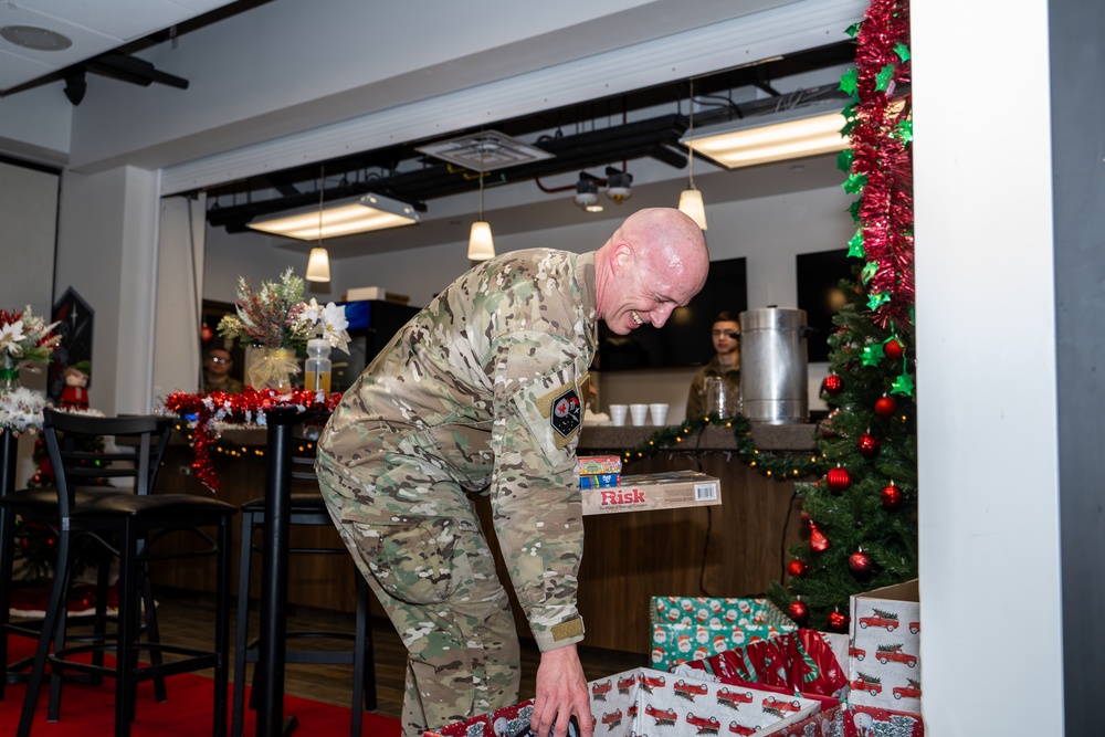 Schriever SFB Holiday Ruck March