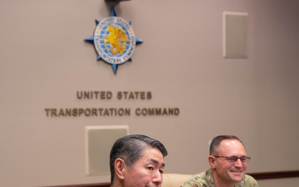 U.S., Japan deepens air mobility cooperation during Illinois visit