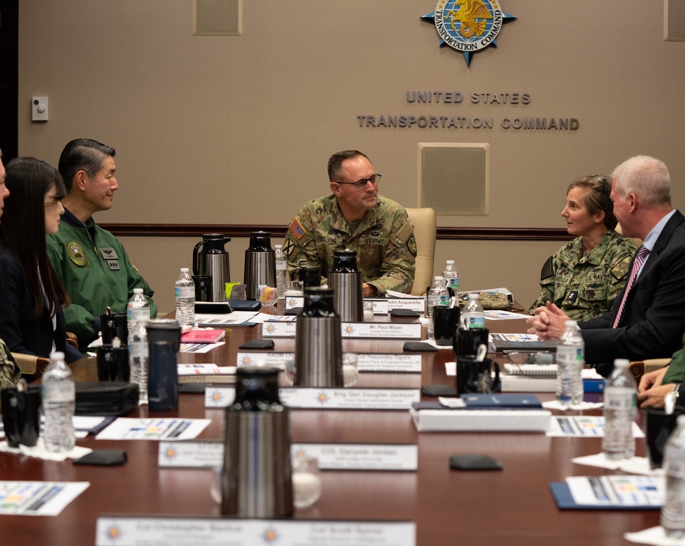 U.S., Japan deepens air mobility cooperation during Illinois visit
